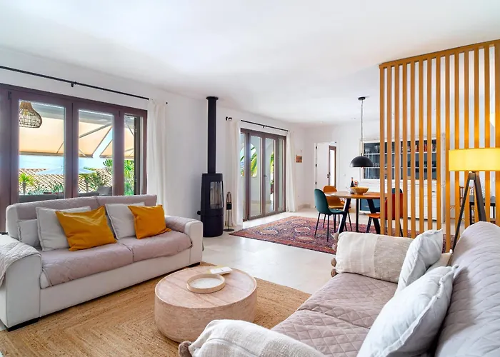 Grand Pool Terrace By Casasol * נרחה