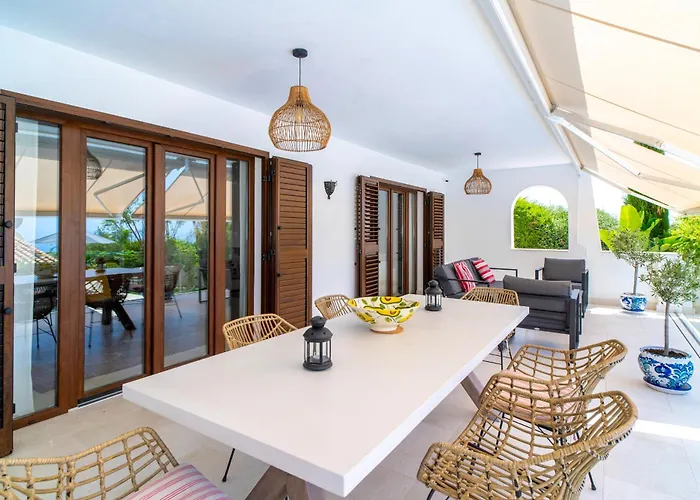 Grand Pool Terrace By Casasol Willa Nerja